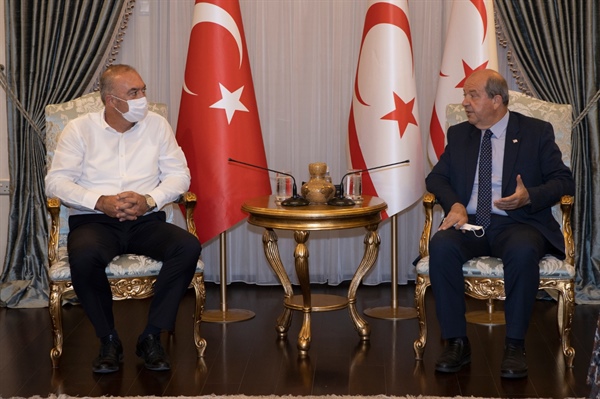 Cumhurbakan Tatar: 'Sporda engelleri amak iin hepbirlikte alacaz'