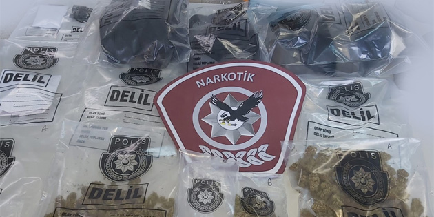 Uyu�turucudan 4 ki�i tutukland�