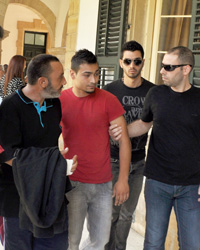 BA�LANTILAR ��Z�L�YOR 