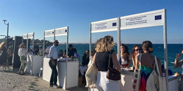 AB Bilgi Merkezi taraf�ndan Lefke'de 'Tan�t�m G�n�' d�zenlendi 