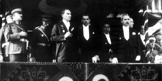 CUMHUR�YET�N 101’�NC� YILINI CO�KU VE GURURLA KUTLUYORUZ 