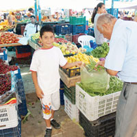 CUMA PAZARI, PER�EMBE PAZARI OLDU 