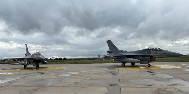 “T�rk Hava Kuvvetleri, K�br�s’�n g�neyinde, Akdeniz'in uluslararas� hava sahas�nda e�itim u�u�u yapt�”