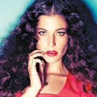 Taht�n� Berrak’a kapt�rd�