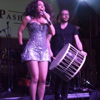 Ziynet hasret giderdi