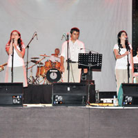 K�br�s’a �zel ‘yorum’