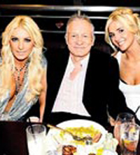Playboy patronu 83 ya��n� doldurdu 