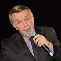 Salvatore Adamo’dan hafzalardan silinmeyecek bir konser