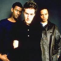 Massive Attack’tan Mavi Marmara’ya �ark� 