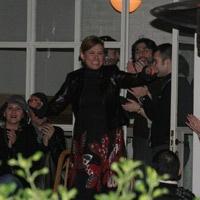 Meydanda konser verdi