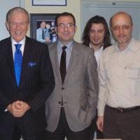 MGD'ye destek s�r�yor
