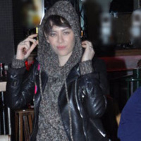 Yine ayn� arkada�! 