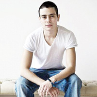 Mesleğine geri dönüyor