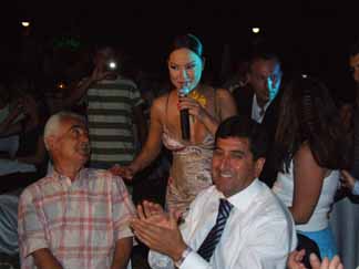 Ebru G�nde� R�zg�r�