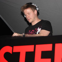 Corsten’den co�kulu bir gece 