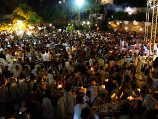 G�zleriyle akdeniz’in mavisini utand�rd�