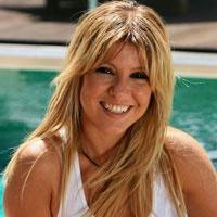 En g�zel G�lben g�l�yor 