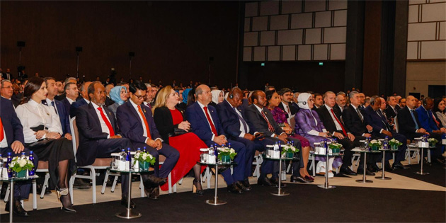 Tatar 3. Antalya Diplomasi Forumunun al trenine katld