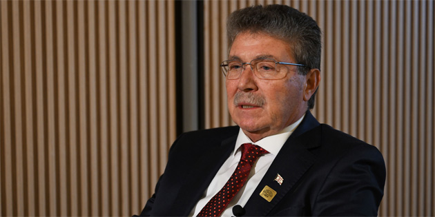 DOU AKDENZ GVENL KRESEL BR MESELEDR! 