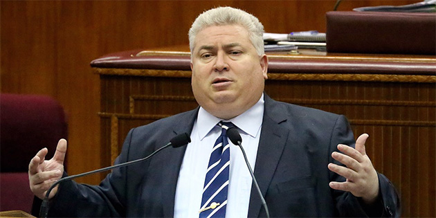 �AKICI SU DA�RES�'N� ELE�T�RD� �AVU�O�LU YANITLADI