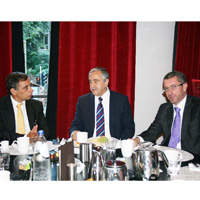 AKINCI AVRUPA KONSEY BAKANI TUSK LE GRT