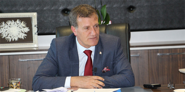 EHL�YET KARARI TARTI�MA YARATTI 