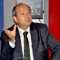 “�OCUKLARIMIZI TEHL�KEYE ATIP, NASIL SEY�RC� KALAB�L�RLER?”