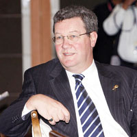 Downer belgeleri Rum Meclisi’nde