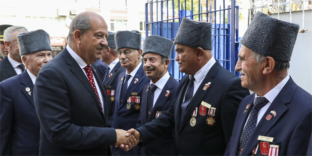 Cumhurbakan Tatar, Trkiye Muharip Gaziler Derneini ziyaret etti 