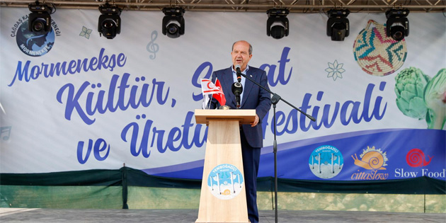  Tatar: “K�lt�r�m�zle ve sanat�m�zla biz ayr� bir halk�z”