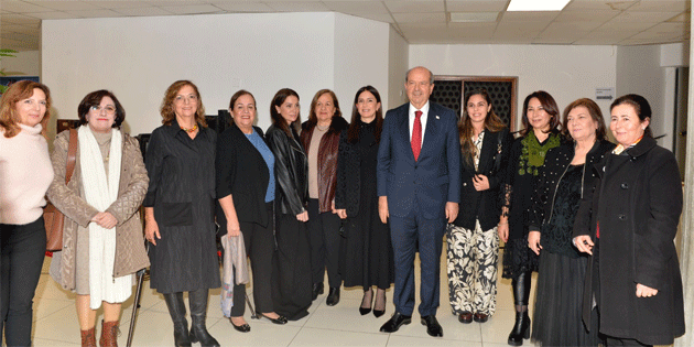 Cumhurbakan Tatar, Kuzey Kbrs Seramikiler Dernei’nin sergi alna katld