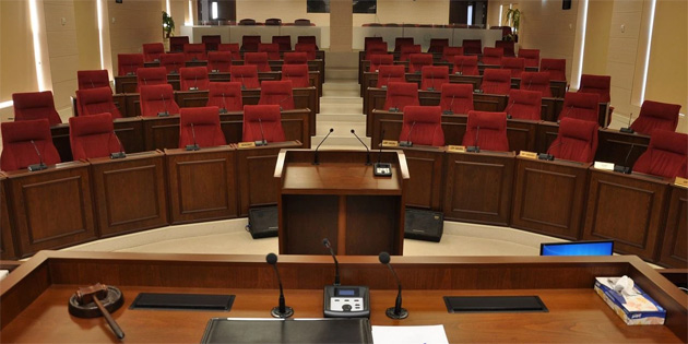 YASAMA GNDEM LE TOPLANIYOR 