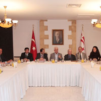 Cumhurbakan Erolu siyasilerle grt