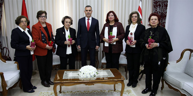 Ulu�ay Kad�nlar Birli�i’nden bir heyeti kabul etti 