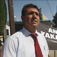 ‘B�Z� ENGELLEYEMEZLER’