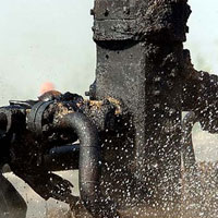 Petrol fiyat�n� d���rme hamlesi