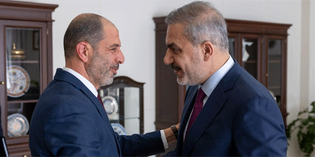 zersay: “Hakan Fidan ile Kbrs’n geleceine dair samimi bir grme gerekletirdik”