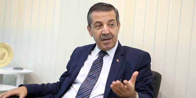 ”T�rkiye Cumhuriyeti ile GKRY yetkilileri aras�nda yap�lan herhangi bir g�r��menin resmi stat�de olmas� m�mk�n de�ildir”