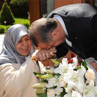Ana gibi yar olmaz 