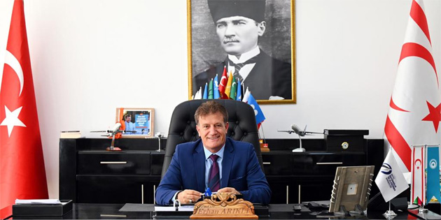 Ar�kl�: “Anne sevgisi, kelimelerle tarif edilemeyen en saf, en derin duygudur”