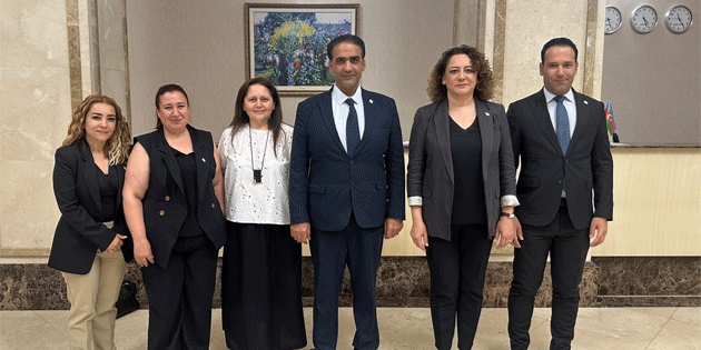 �al��ma Bakan� Gardiyano�lu, Azerbaycan’da temaslarda bulunuyor 