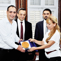 Hayvanlar iin ibirlii 