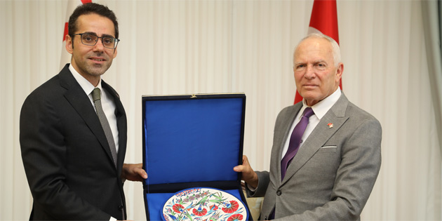 T�re’den, B�y�kel�i Serim’e nezaket ziyareti 