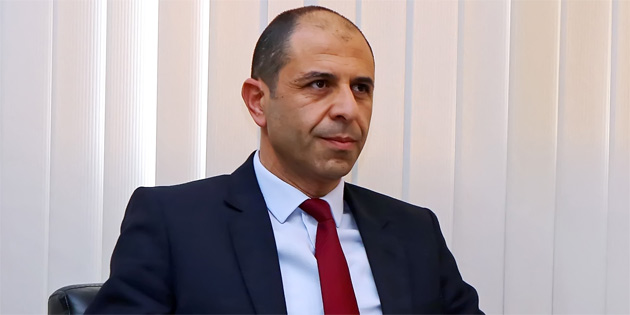 zersay 'dokunulmazlk kaldrlmas konusundaki gecikmeyi' eletirdi