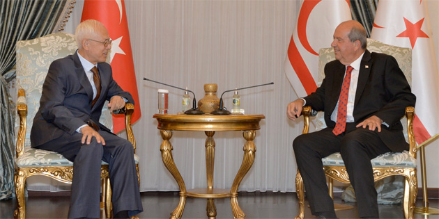 Cumhurba�kan� Tatar, yeni TC Br�ksel B�y�kel�isi Uysal’� kabul etti 