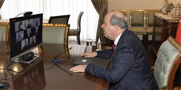 Tatar, baz sivil toplum rgtleriyle video konferans toplants yapt 