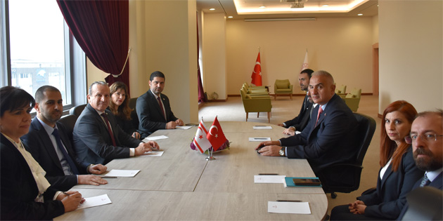 Ataolu, EMTT Fuar’nda TC Turizm Bakan Ersoy ile bir araya geldi