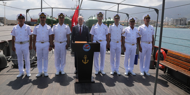 Tre, TCG Nusret mze gemisi ve TCG Karata gemilerini ziyaret etti