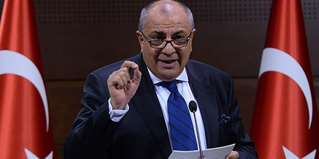 T�rke�: �nce kendisi Yunanistan ile ba�lar�n� kessin