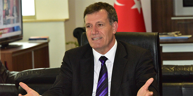 Ar�kl�, K�br�s sorununa ili�kin yaz�l� a��klama yapt�